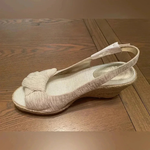 Naturalizer Premium Bettina Comfort Wedge Sandals Beige Gold Size 9.5 New In Box - Picture 4 of 12